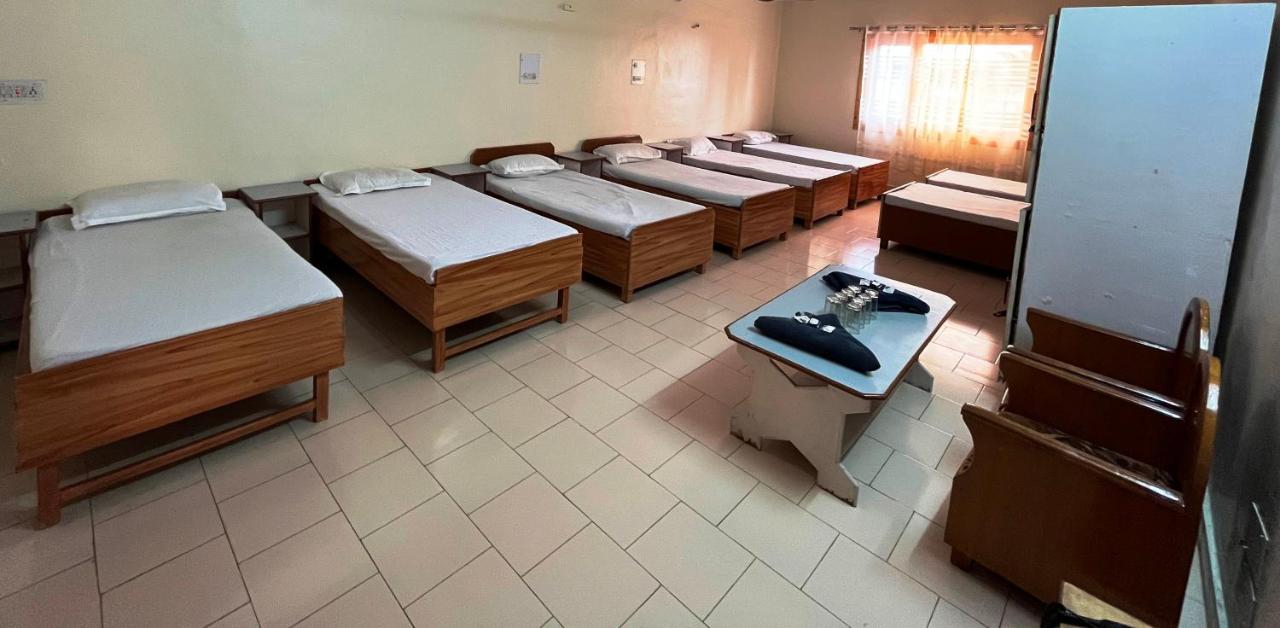 Pops Resort Pālampur Kültér fotó