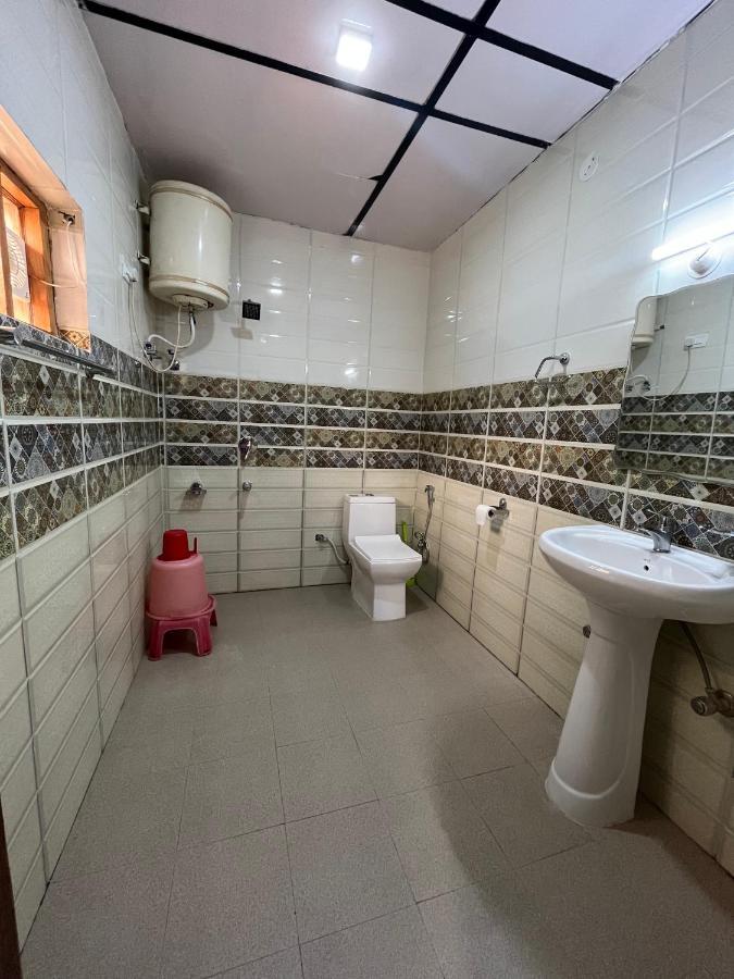 Pops Resort Pālampur Kültér fotó