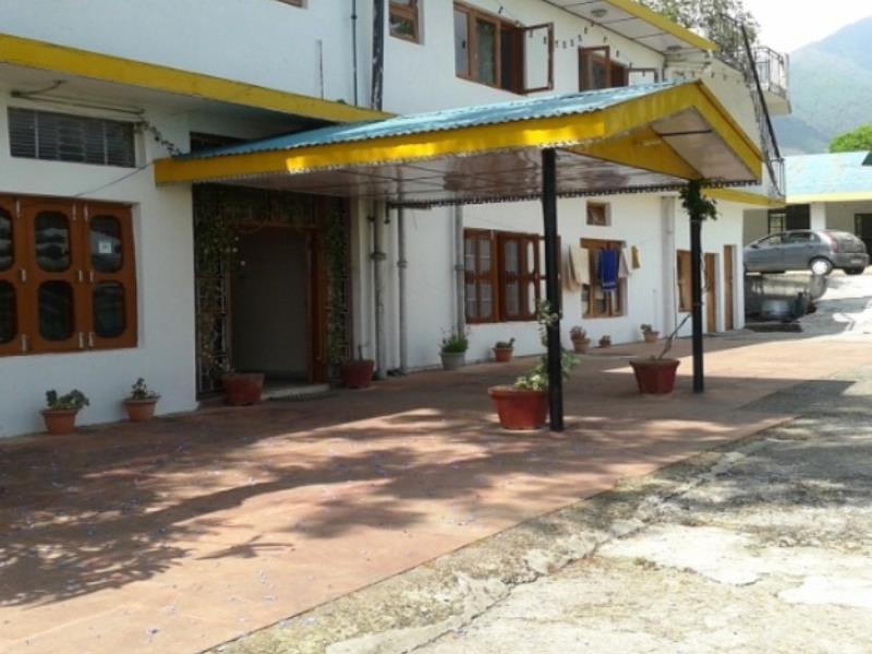 Pops Resort Pālampur Kültér fotó